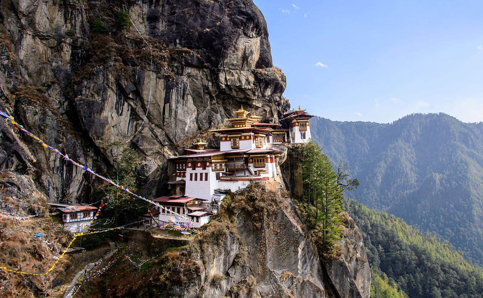 Amankora, Bhutan, five lodges